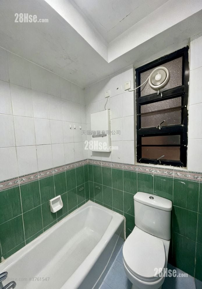 欣荣花园 售盘 4 房 , 2 浴室 777 平方尺