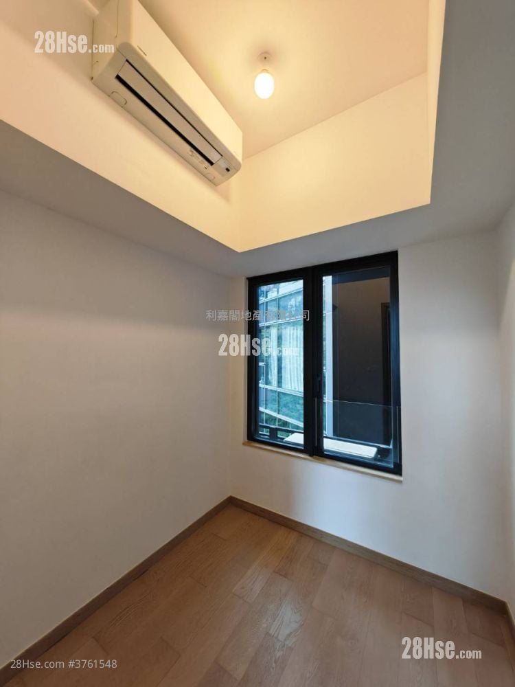 明翘汇 售盘 4 房 , 2 浴室 808 平方尺