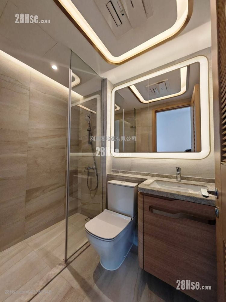 明翘汇 售盘 4 房 , 2 浴室 808 平方尺