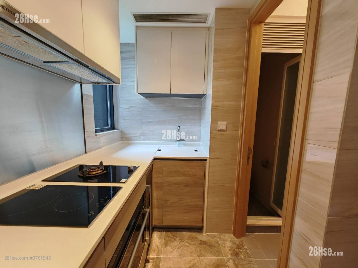 明翘汇 售盘 4 房 , 2 浴室 808 平方尺