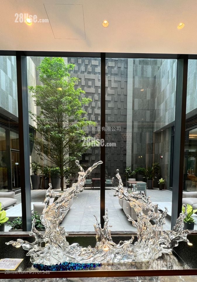 明翘汇 售盘 4 房 , 2 浴室 808 平方尺