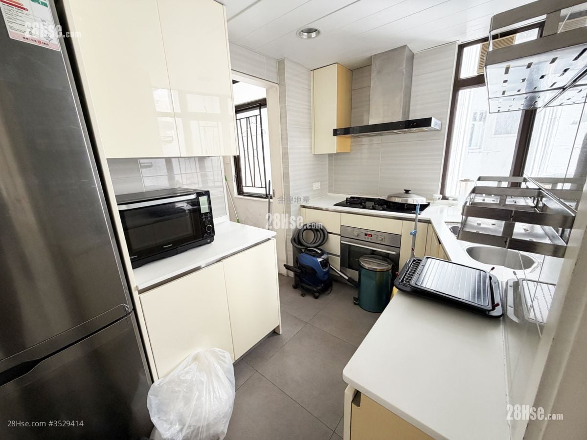 雅仕阁 售盘 3 房 , 1 浴室 896 平方尺