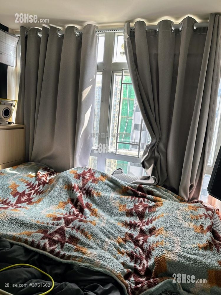 Wealthy Court Sell 2 Bedrooms , 1 Bathroom 336 ft²