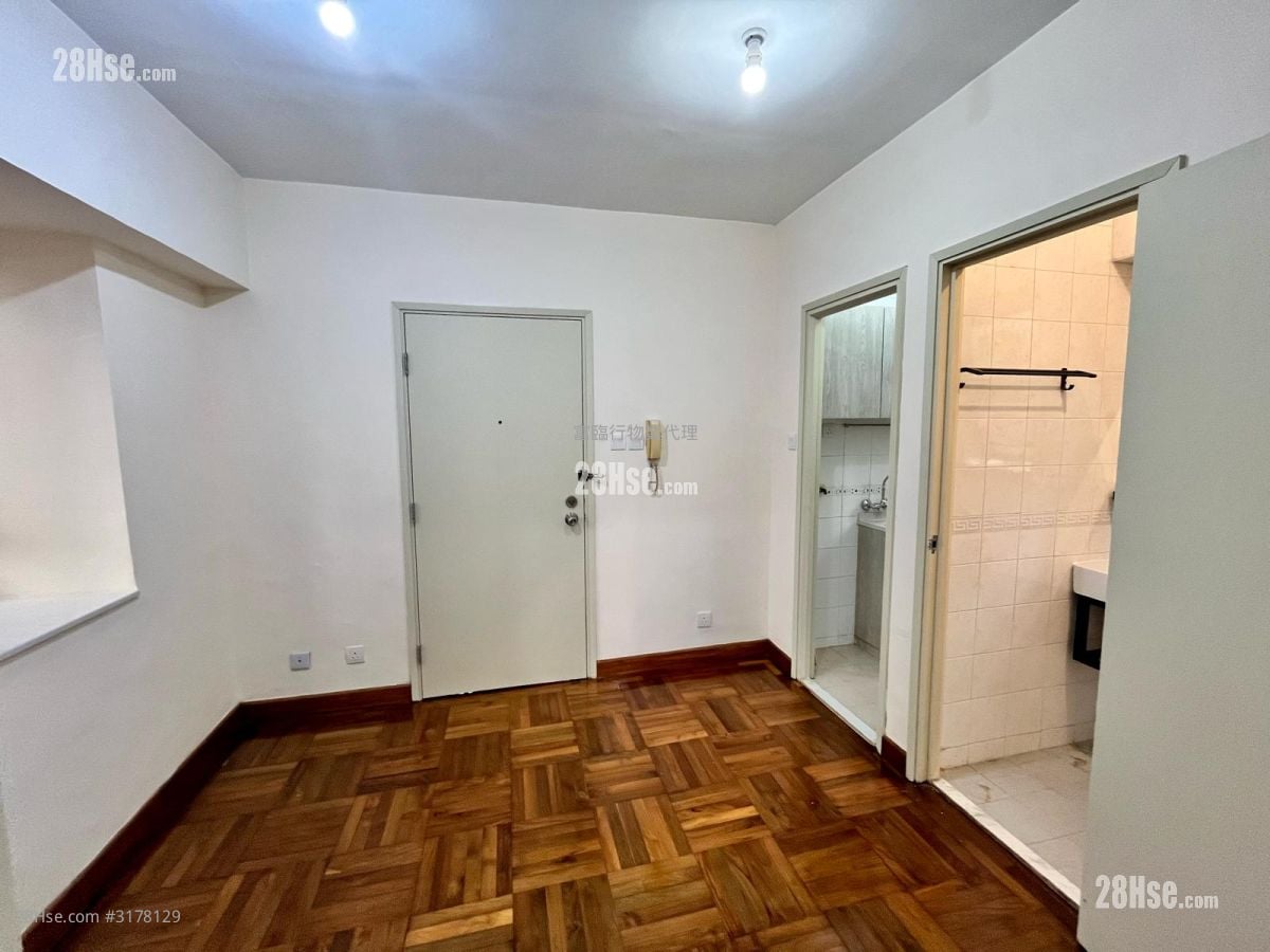 顺景阁 售盘 2 房 , 1 浴室 258 平方尺