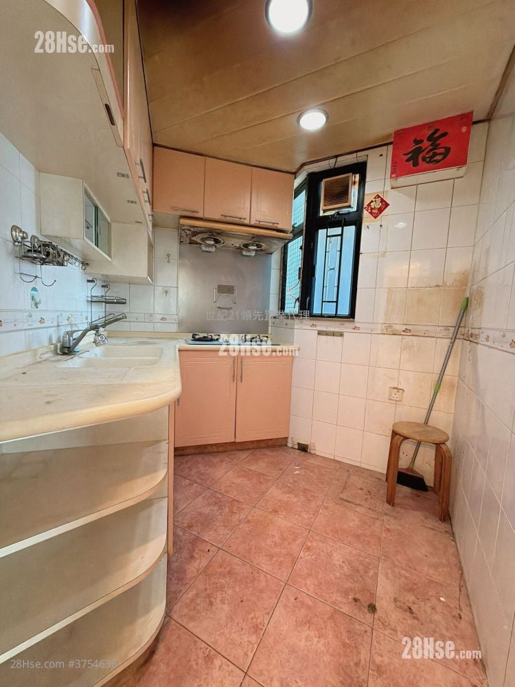 Sunrise Villa Sell 3 Bedrooms , 2 Bathrooms 1,027 ft²