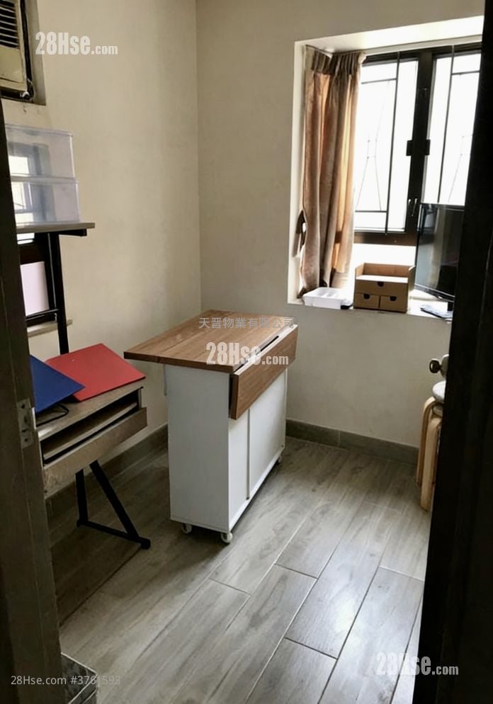 安泰大厦 售盘 2 房 , 1 浴室 374 平方尺