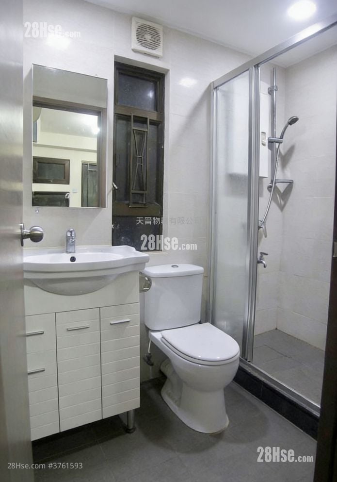 安泰大厦 售盘 2 房 , 1 浴室 374 平方尺