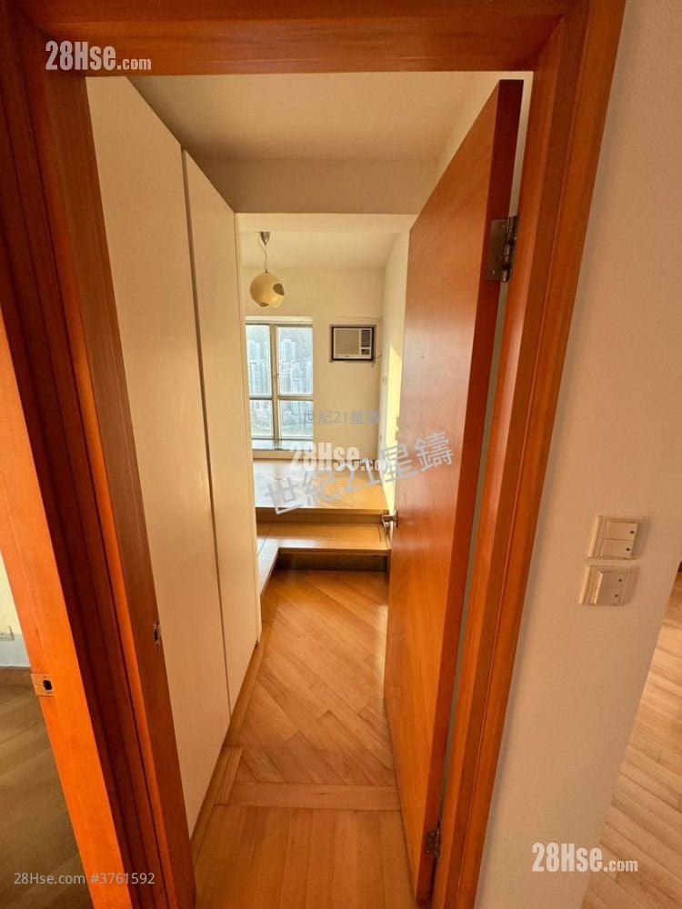 Sham Wan Towers Sell 2 Bedrooms 488 ft²