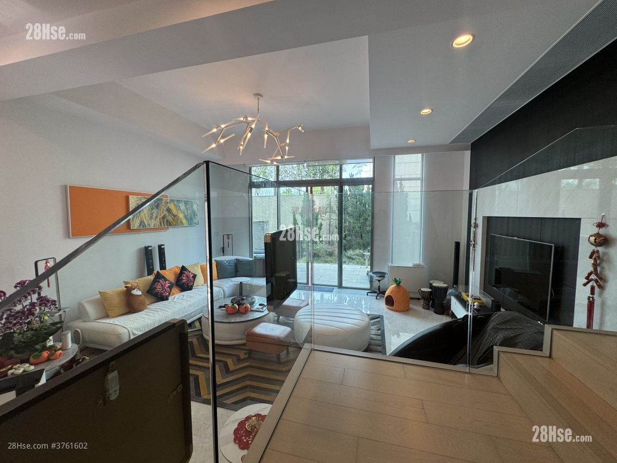 Phase I Of Park Villa Sell 5+ Bedrooms , 5+ Bathrooms 3,484 ft²