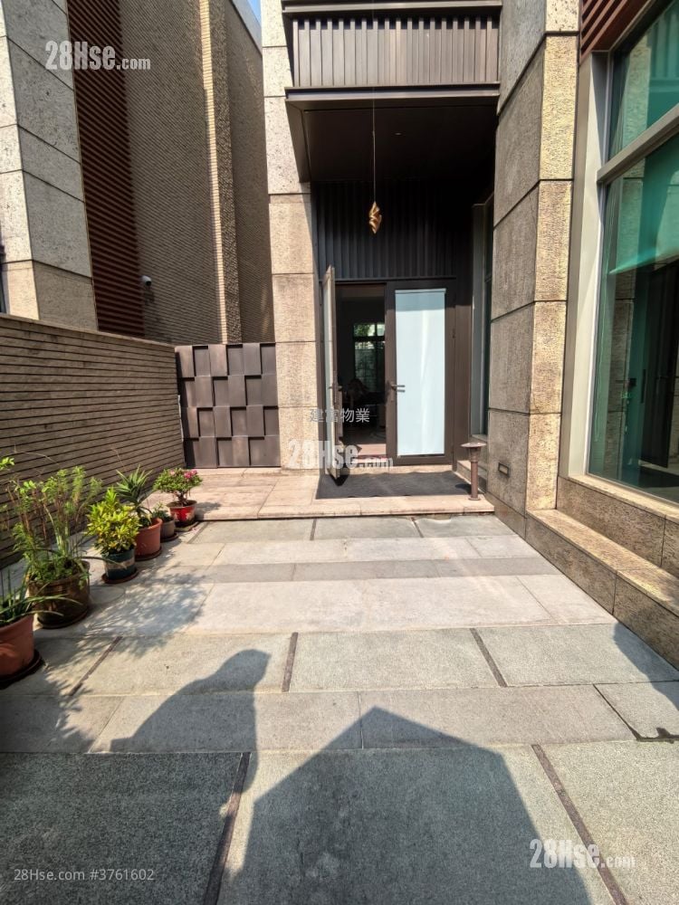 Phase I Of Park Villa Sell 5+ Bedrooms , 5+ Bathrooms 3,484 ft²