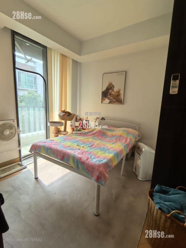 Phase I Of Park Villa Sell 5+ Bedrooms , 5+ Bathrooms 3,484 ft²