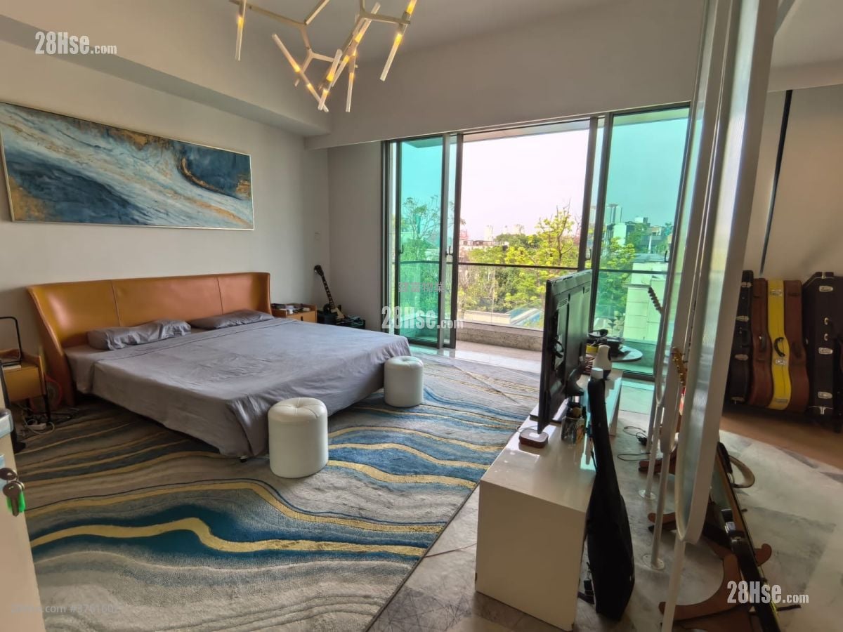 Phase I Of Park Villa Sell 5+ Bedrooms , 5+ Bathrooms 3,484 ft²