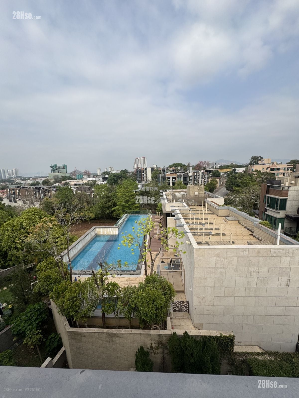 Phase I Of Park Villa Sell 5+ Bedrooms , 5+ Bathrooms 3,484 ft²