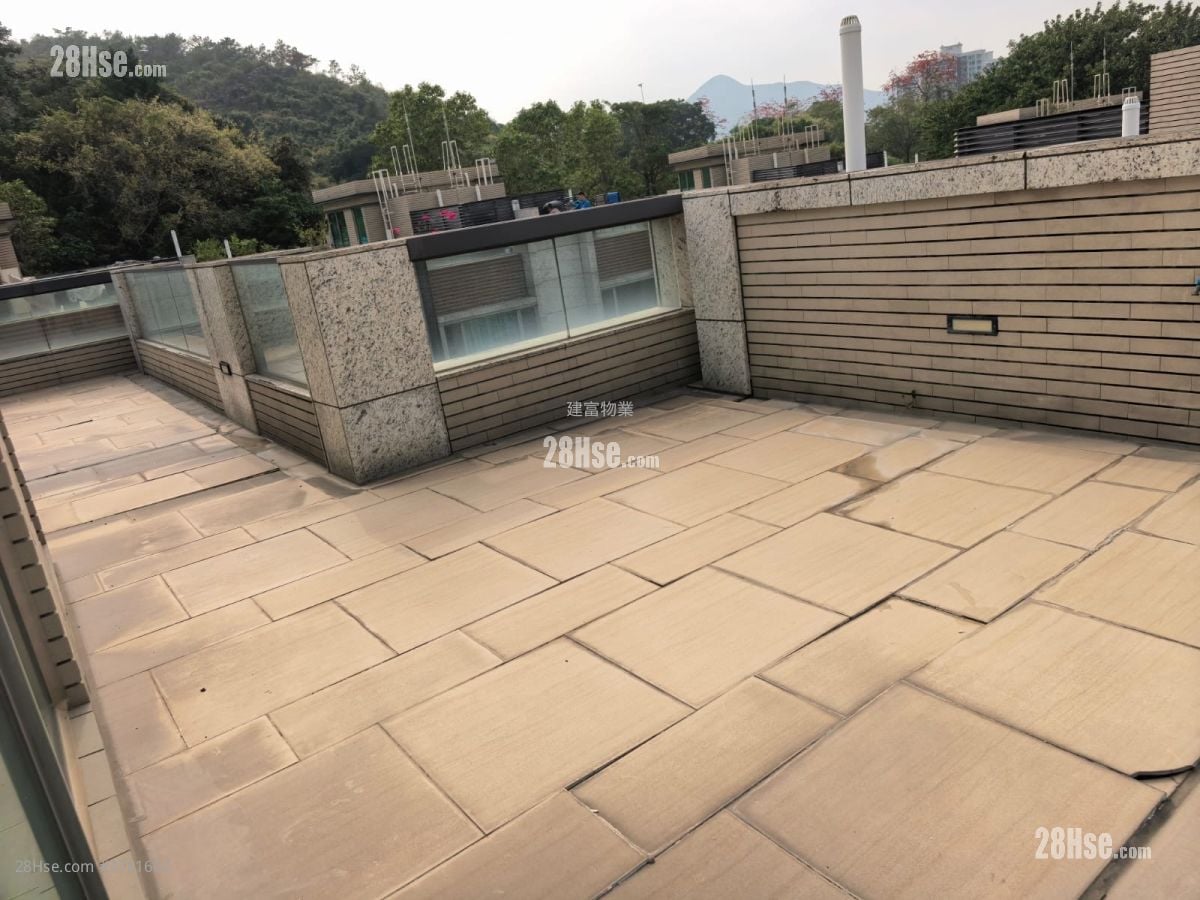 Phase I Of Park Villa Sell 5+ Bedrooms , 5+ Bathrooms 3,484 ft²