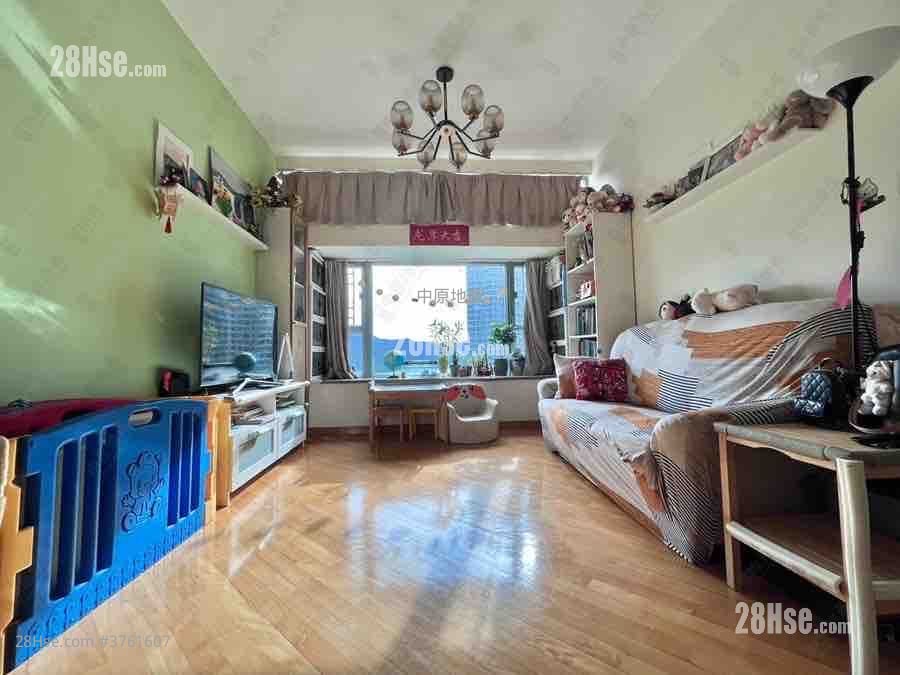 东堤湾畔 售盘 3 房 803 平方尺