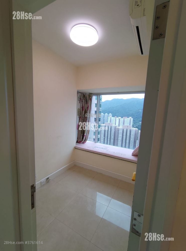 Festival City Sell 3 Bedrooms , 2 Bathrooms 678 ft²