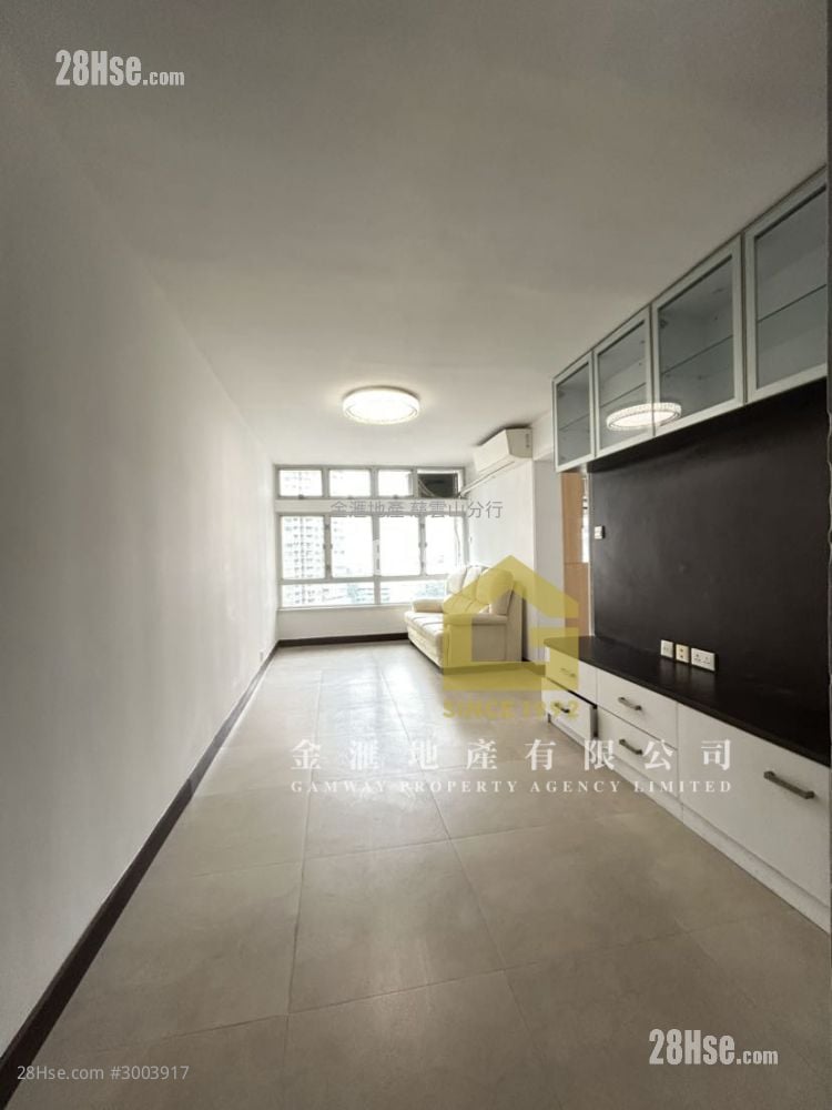 Fung Chuen Court Sell 3 Bedrooms , 1 Bathroom 598 ft²