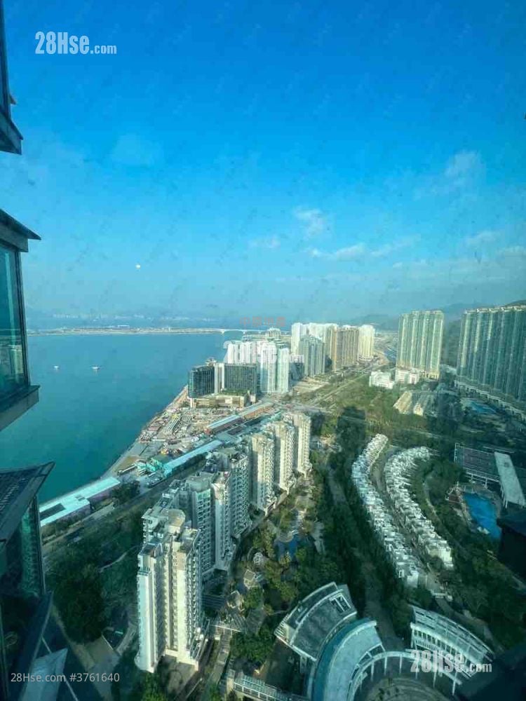 Seaview Crescent Sell 3 Bedrooms , 3 Bathrooms 855 ft²