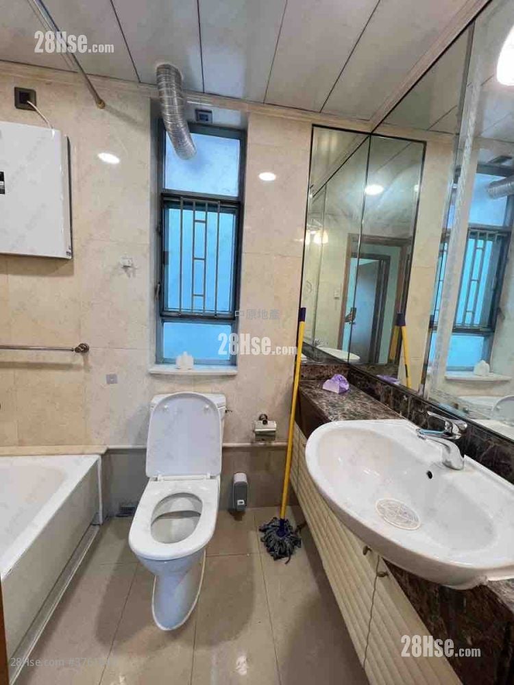 Seaview Crescent Sell 3 Bedrooms , 3 Bathrooms 855 ft²