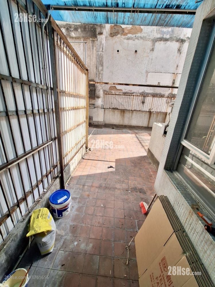 协辉大厦 售盘 3 房 , 1 浴室 377 平方尺