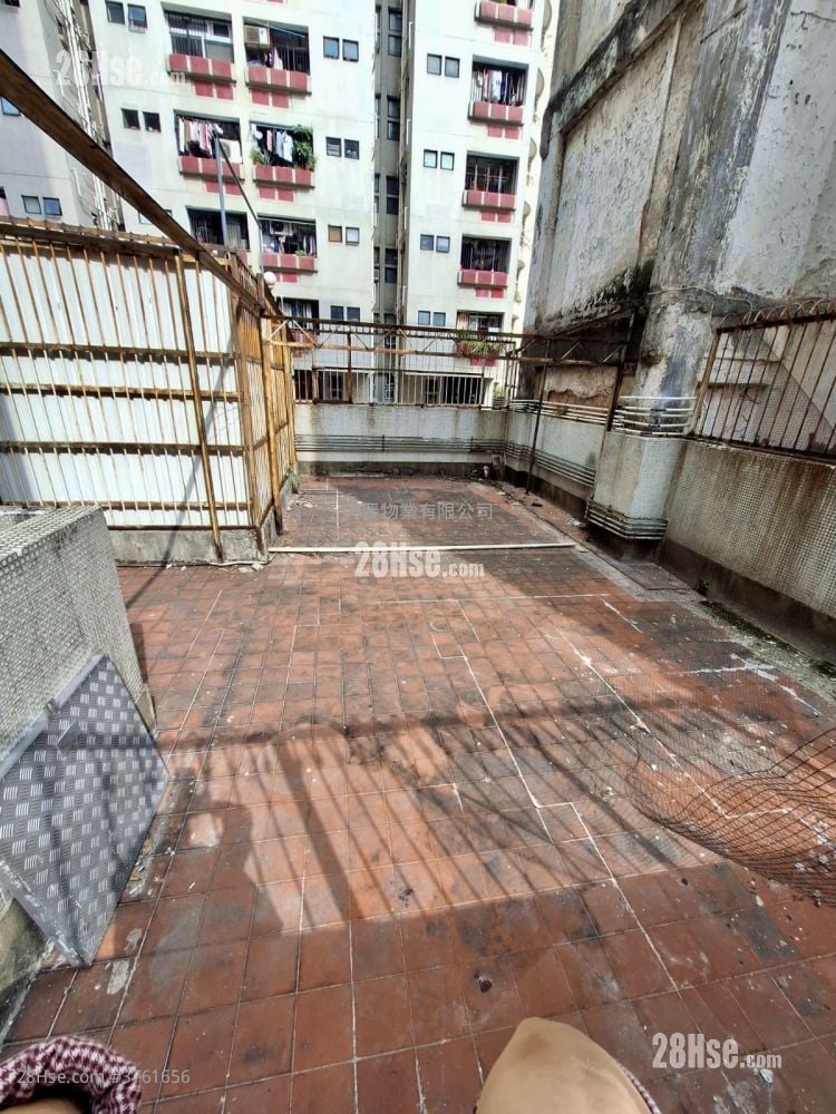 协辉大厦 售盘 3 房 , 1 浴室 377 平方尺