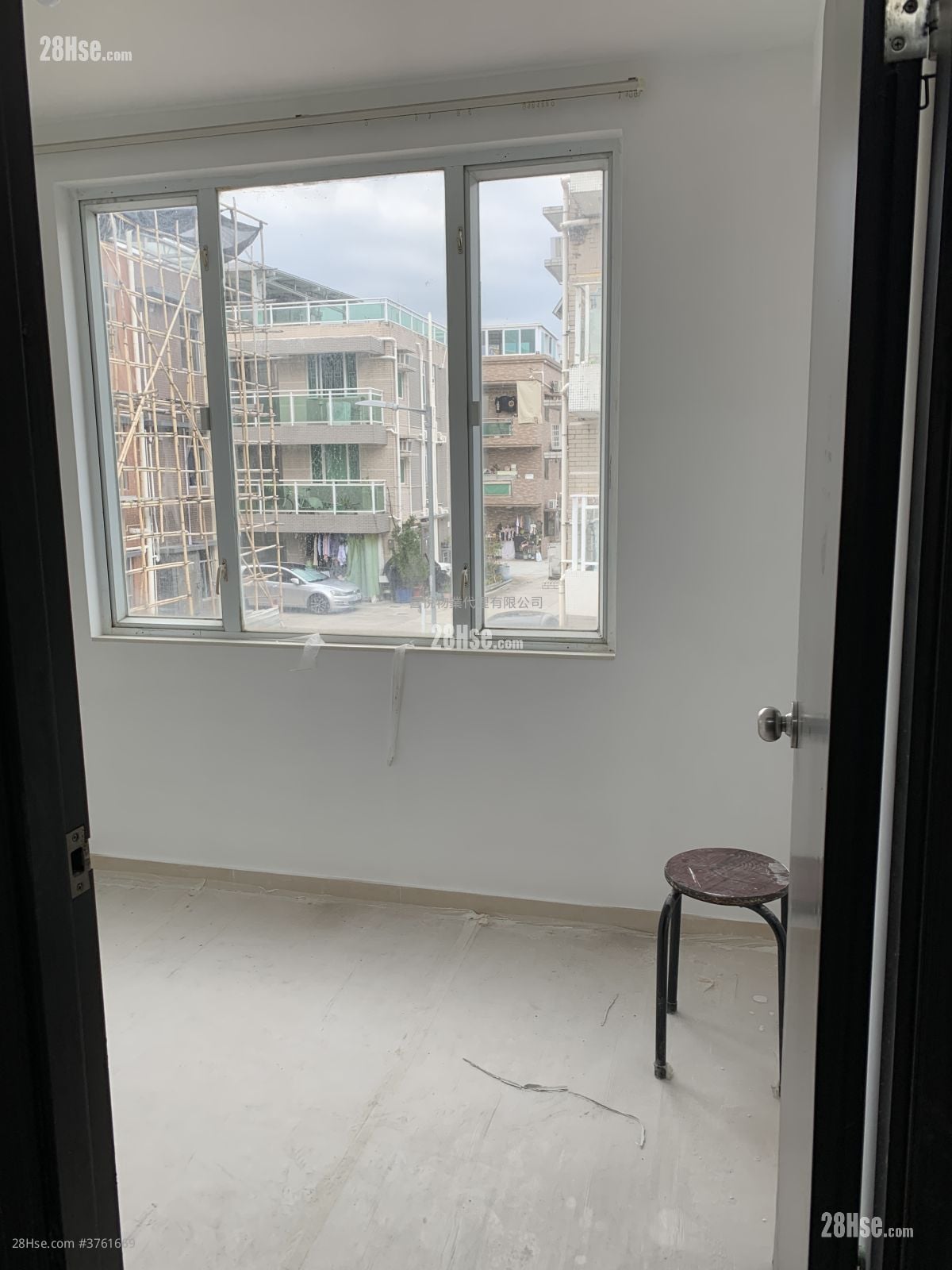 Village Rental 3 Bedrooms , 1 Bathroom 700 ft²