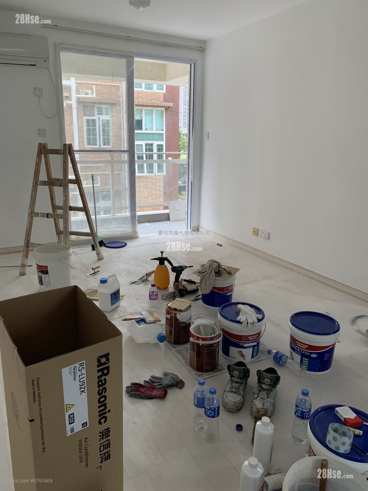 Village Rental 3 Bedrooms , 1 Bathroom 700 ft²