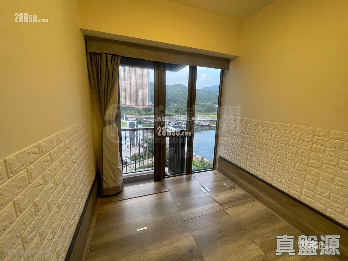 The Papillons Sell 2 Bedrooms 484 ft²