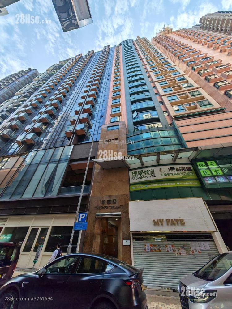 Triumph Terrace Sell 2 Bedrooms , 1 Bathroom 482 ft²