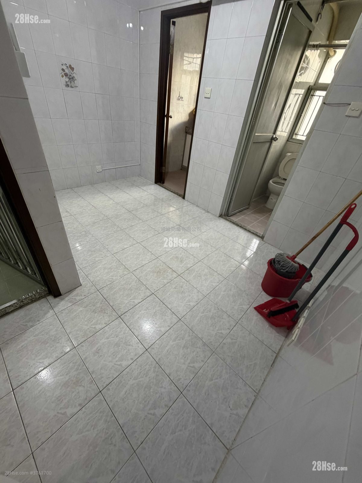 村屋 租盘 1 房 , 1 浴室 380 平方尺