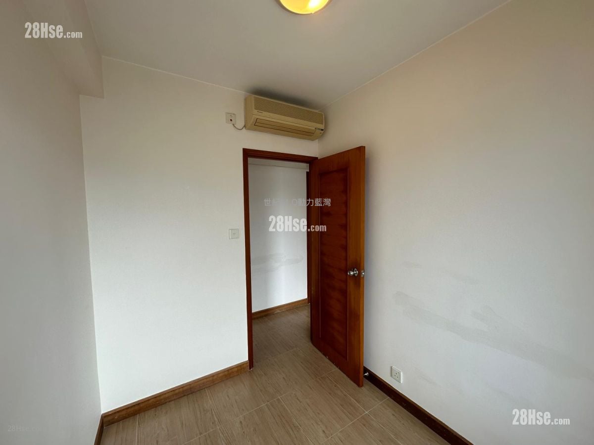 蓝湾半岛 售盘 3 房 , 2 浴室 605 平方尺