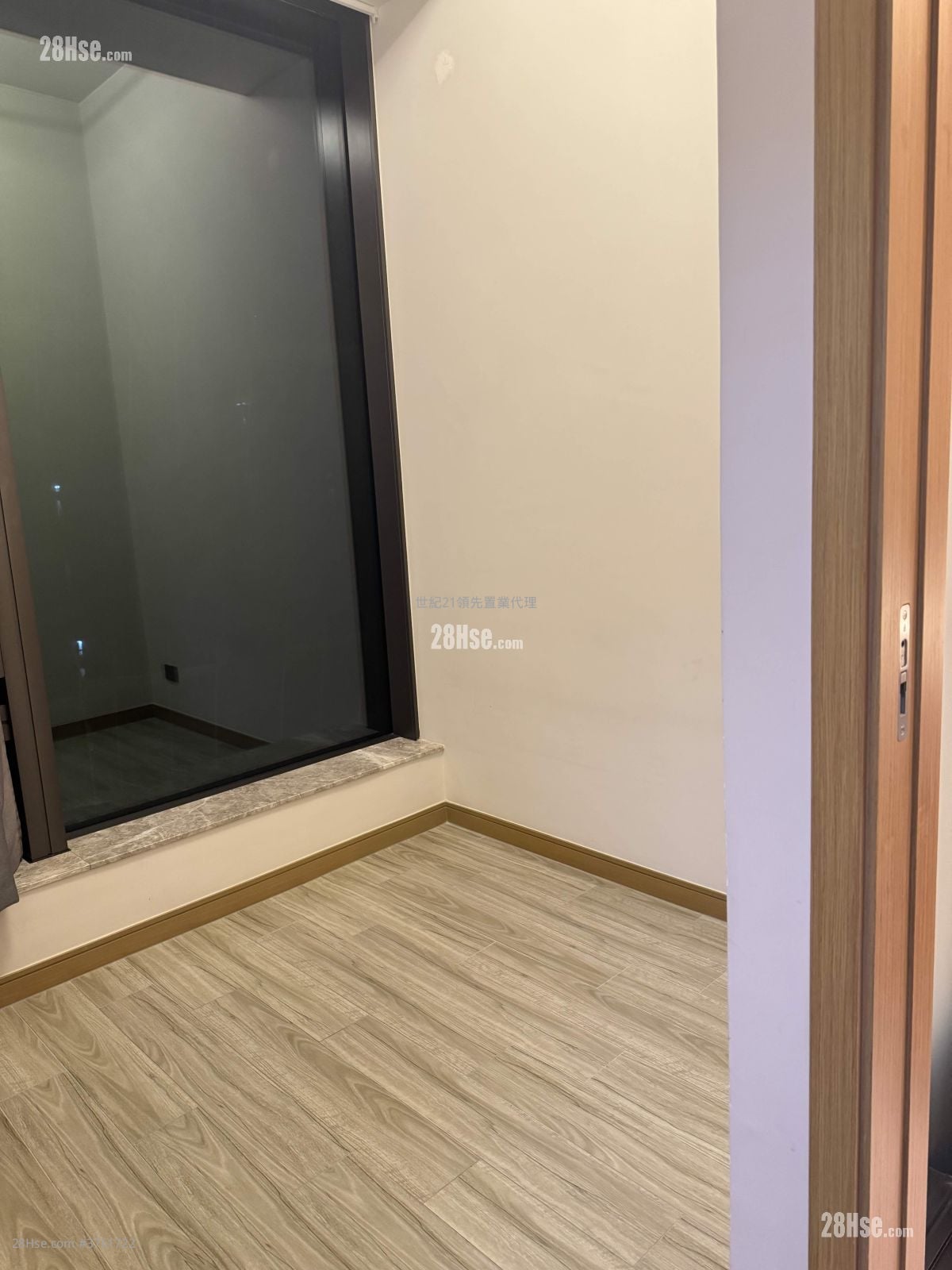 The Vantage Sell 1 Bedroom , 1 Bathroom 276 ft²