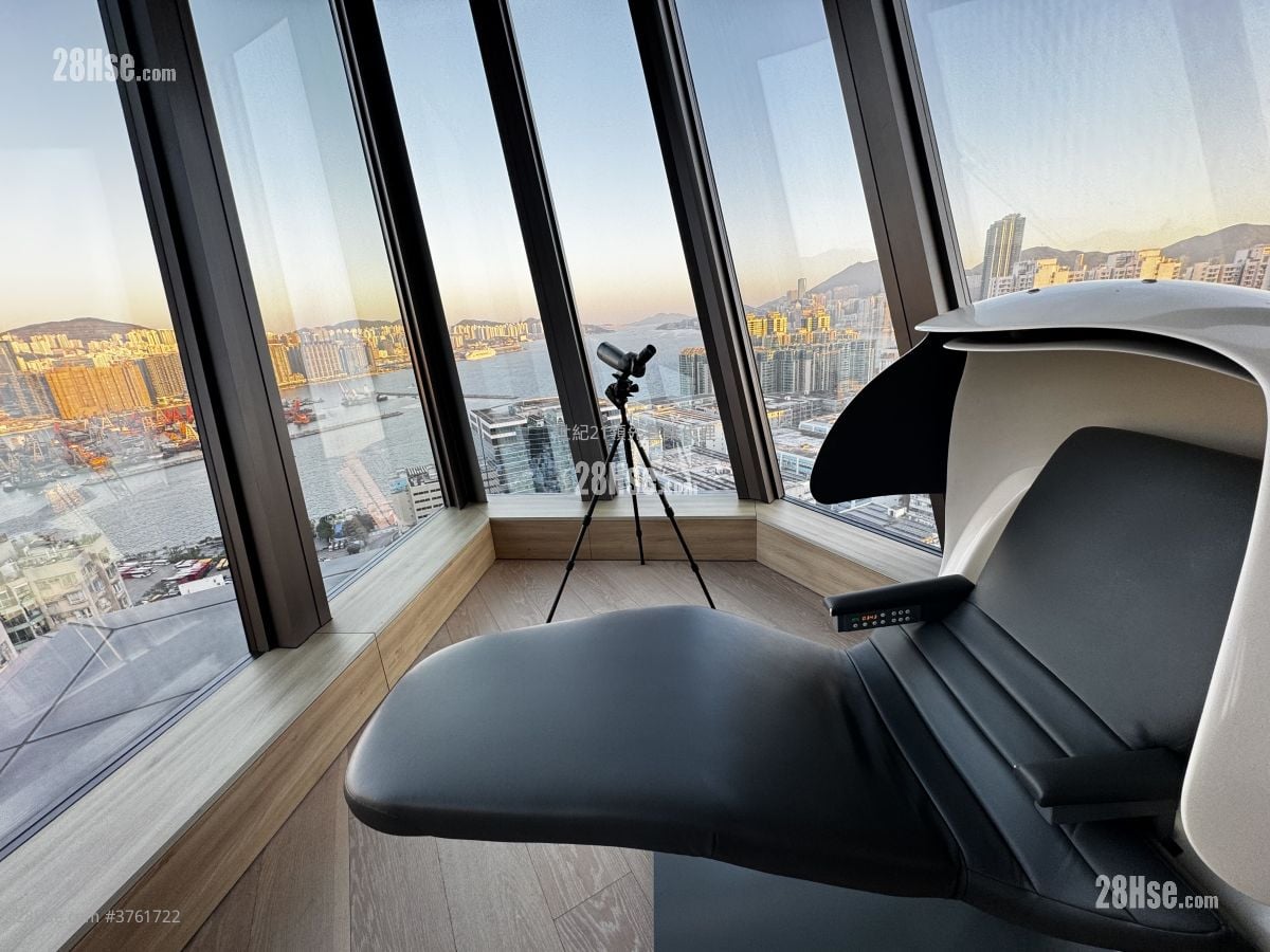 The Vantage Sell 1 Bedroom , 1 Bathroom 276 ft²