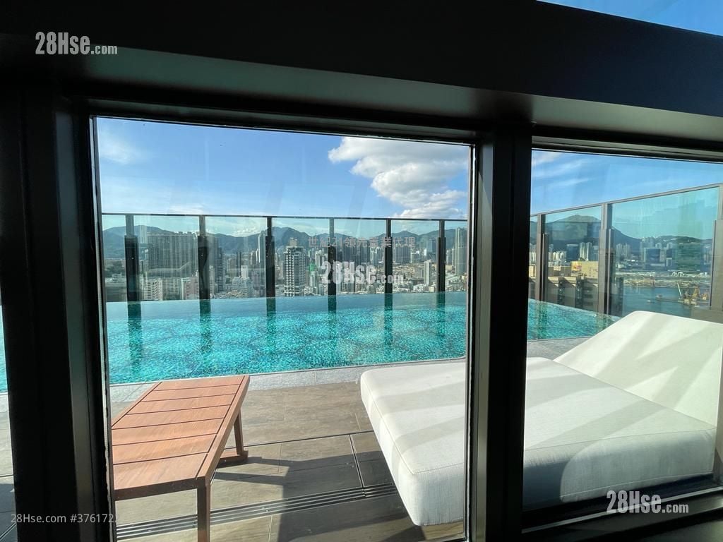 The Vantage Sell 1 Bedroom , 1 Bathroom 276 ft²