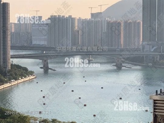 Skyline Plaza Sell 3 Bedrooms 643 ft²