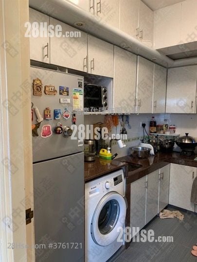 Skyline Plaza Sell 3 Bedrooms 643 ft²