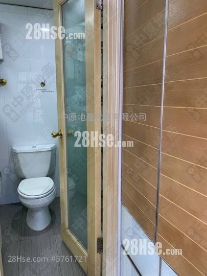 Skyline Plaza Sell 3 Bedrooms 643 ft²