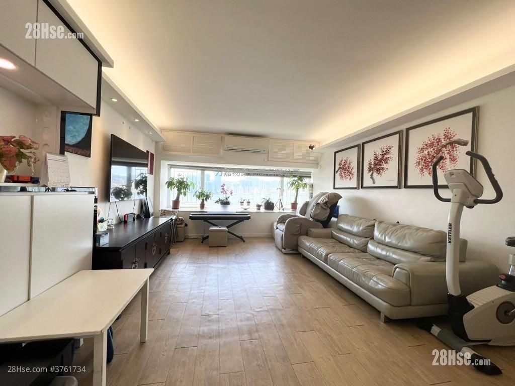 和富中心 售盘 3 房 , 2 浴室 1,308 平方尺