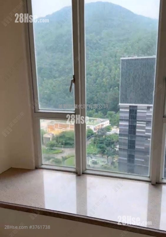 La Splendeur Of Le Prestige Sell 3 Bedrooms , 2 Bathrooms 675 ft²