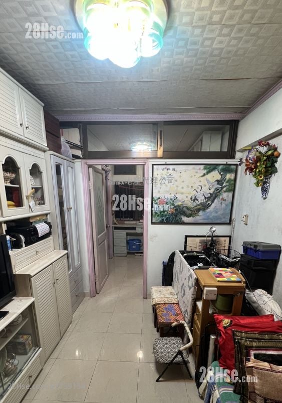 凤德邨 售盘 376 平方尺