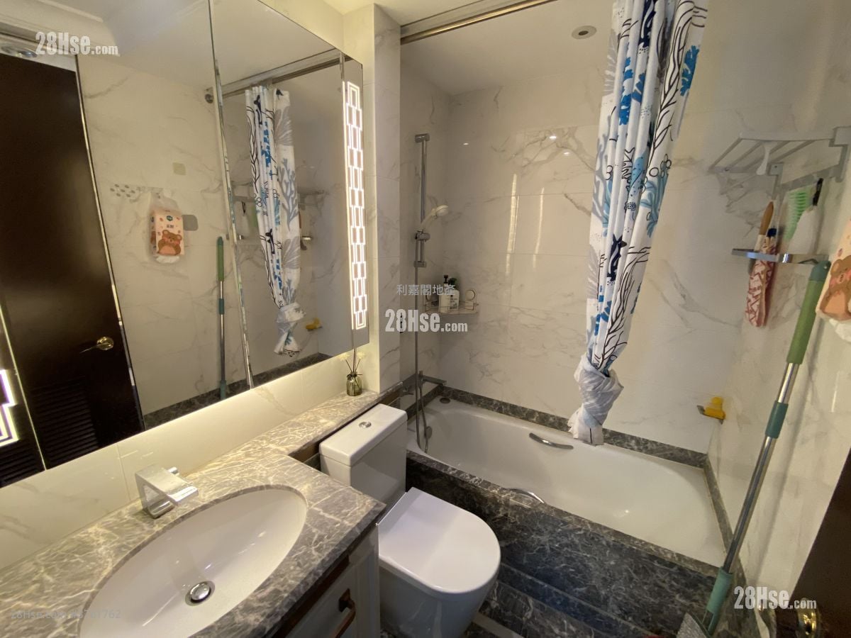 逸珑湾 售盘 3 房 , 2 浴室 800 平方尺