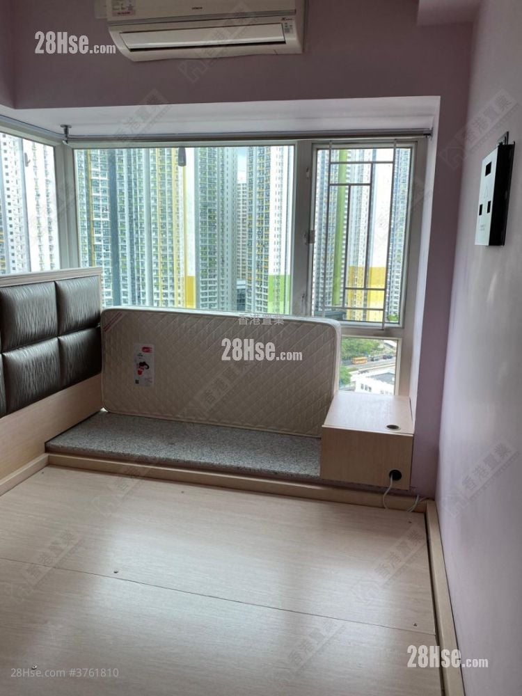 The Sparkle Sell 2 Bedrooms , 1 Bathroom 511 ft²