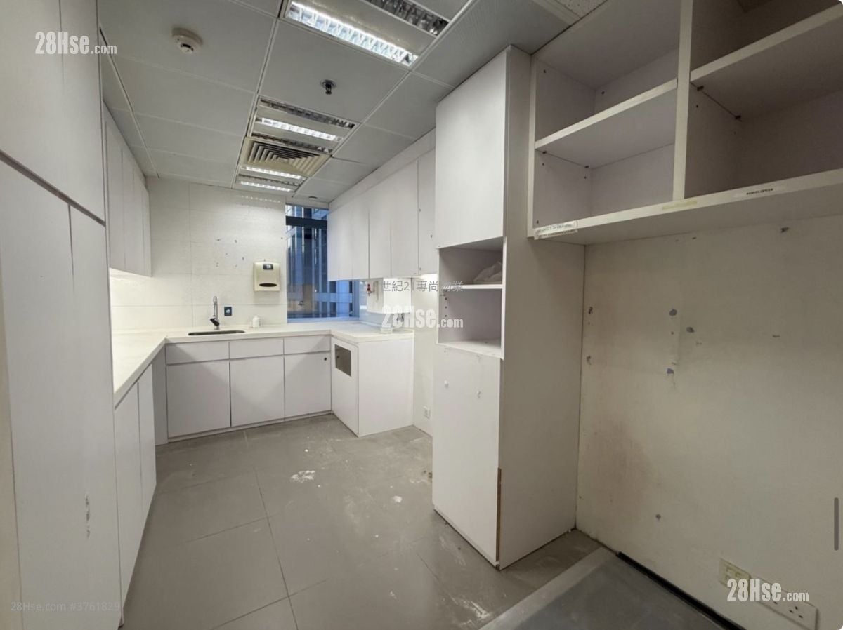 New World Tower Rental