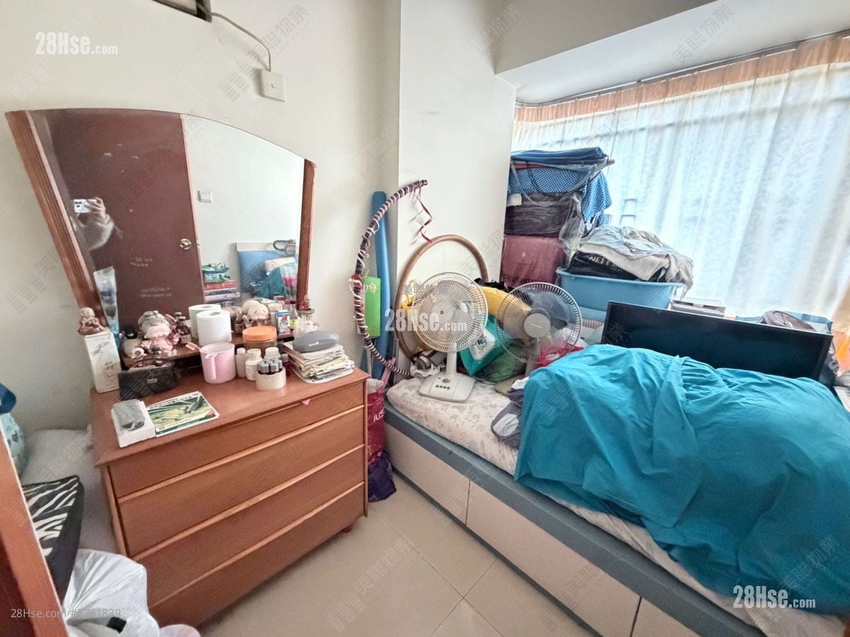 Oceania Heights Sell 3 Bedrooms 586 ft²