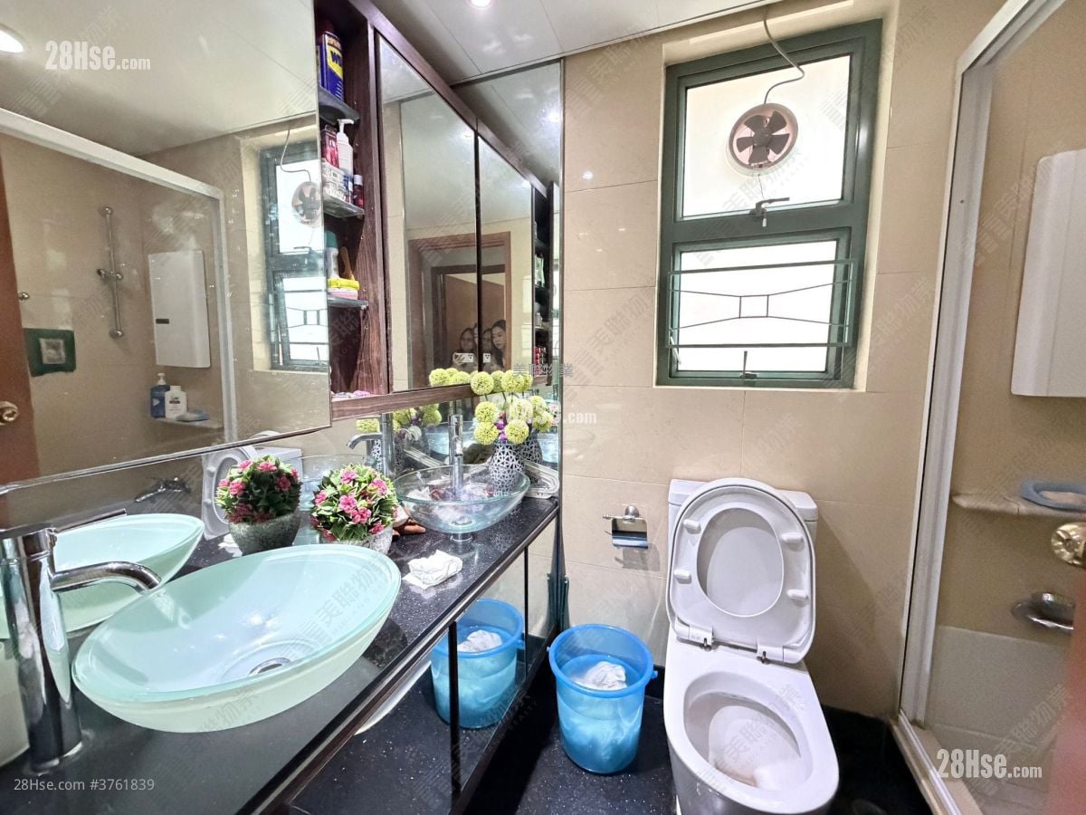 Oceania Heights Sell 3 Bedrooms 586 ft²