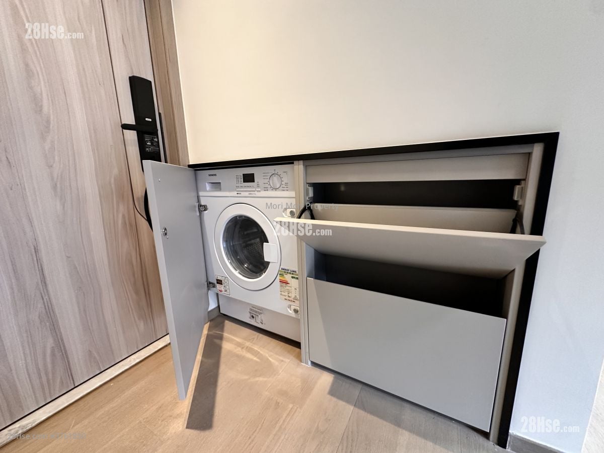 One Jardine's Lookout Rental 2 Bedrooms , 1 Bathroom 392 ft²