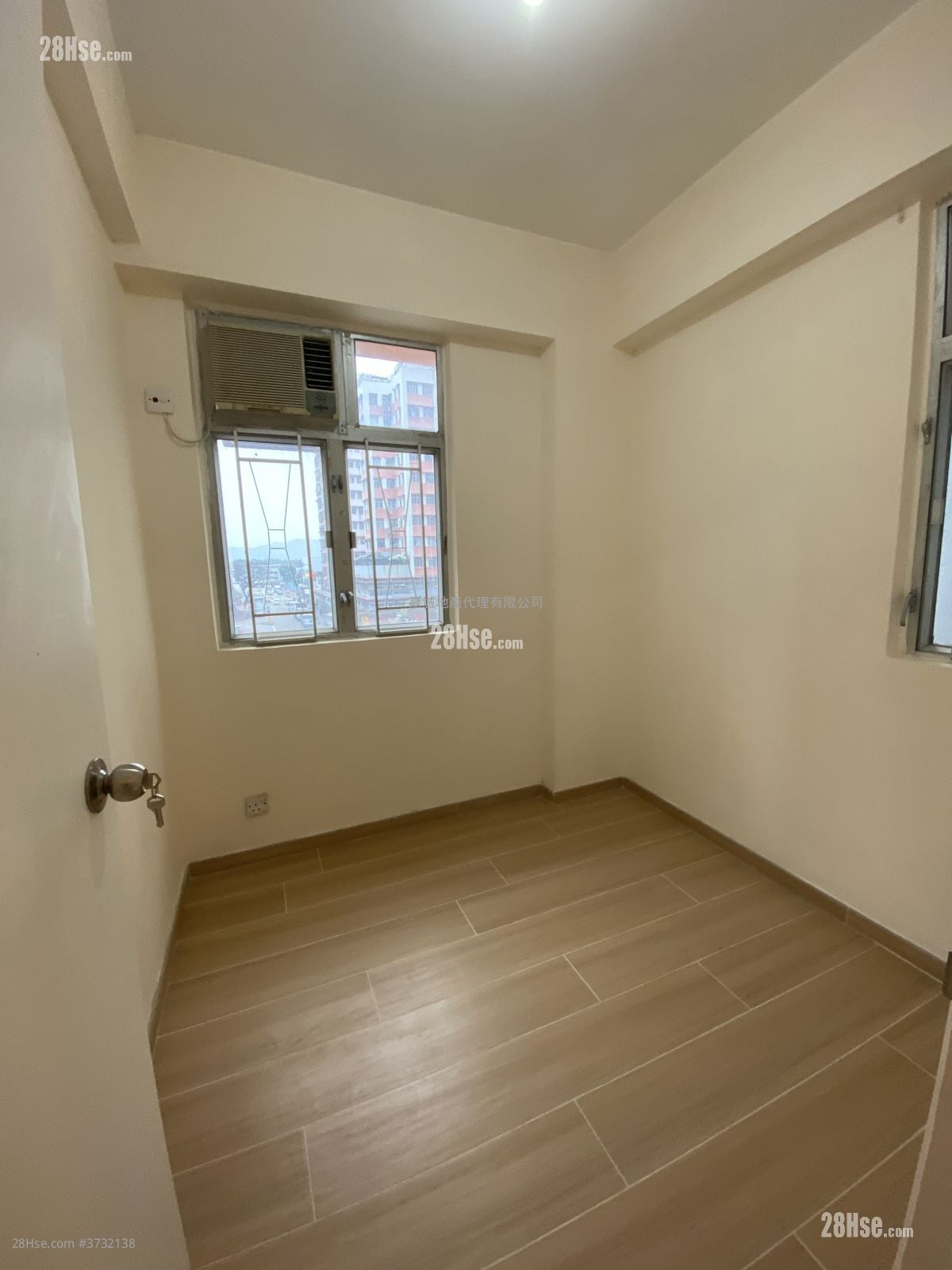 Apartment Rental 279 ft²