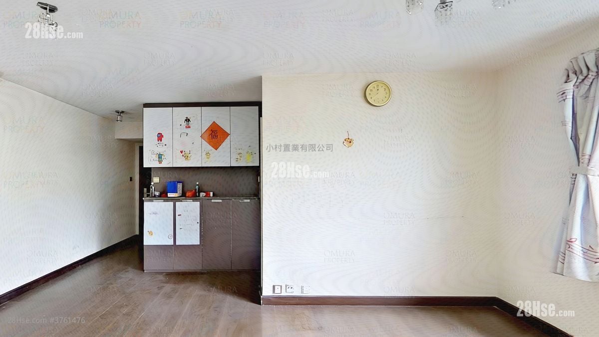 厅: 茵翠苑 售盘 2 房 , 1 浴室 546 平方尺