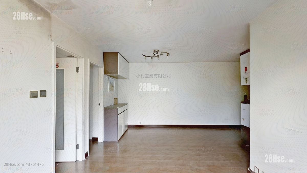 厅: 茵翠苑 售盘 2 房 , 1 浴室 546 平方尺