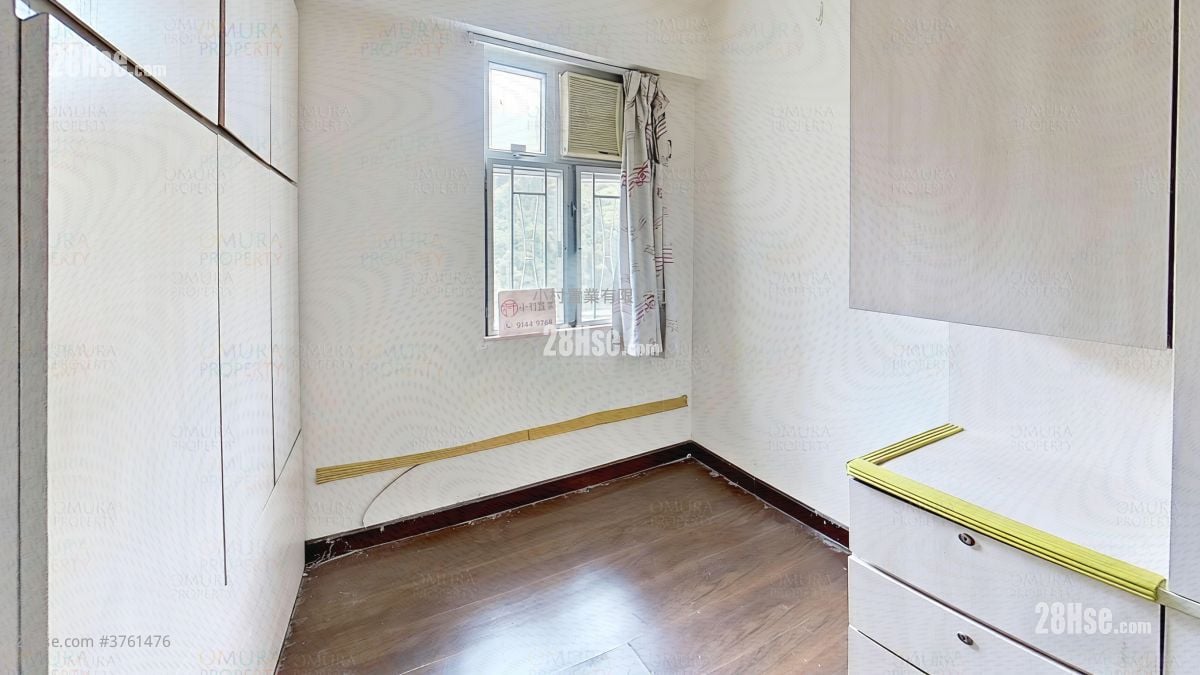 主人房: 茵翠苑 售盘 2 房 , 1 浴室 546 平方尺